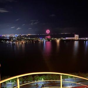 Meet your Posher, Julz